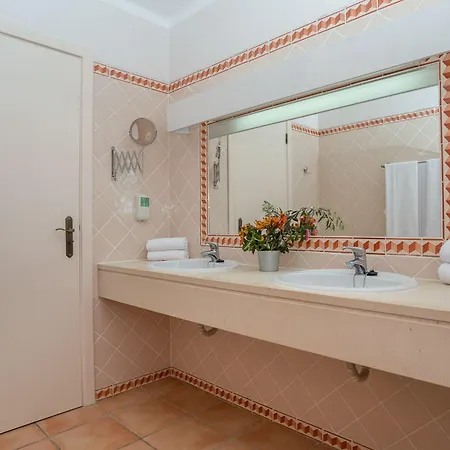 Θέρετρο Colina Da Lapa & 5*
