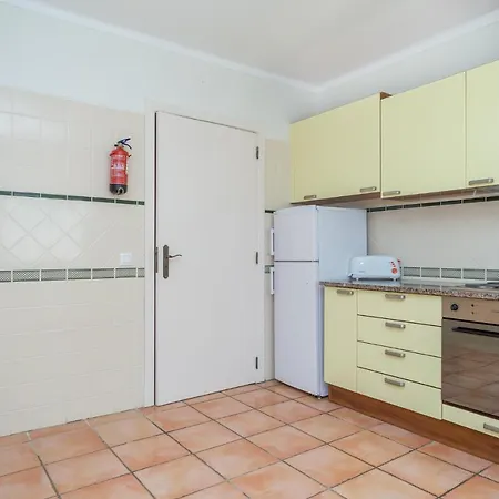 אתר נופש Colina Da Lapa & קארבואירו