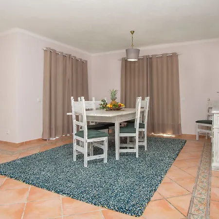 Colina Da Lapa & קארבואירו